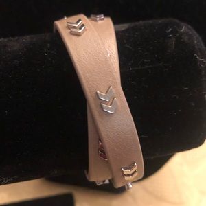 Stella & Dot Chevron Leather Wrap Bracelet, Silver